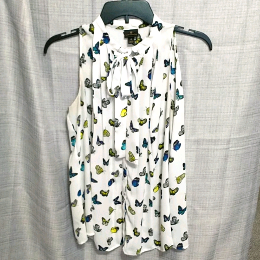 Tie neck button up tank blouse